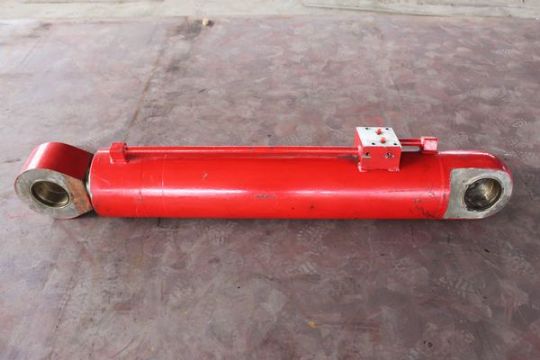 点击查看详细信息<br>标题：230截割头升降油缸 阅读次数：1695